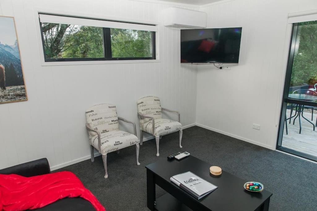 Bombay Hills Modern Retreat Apartment Auckland Ngoại thất bức ảnh